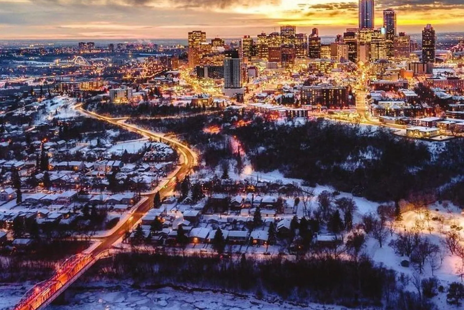 Central 2Br Near Unveristy And Whyte Ave إيدمونتون
